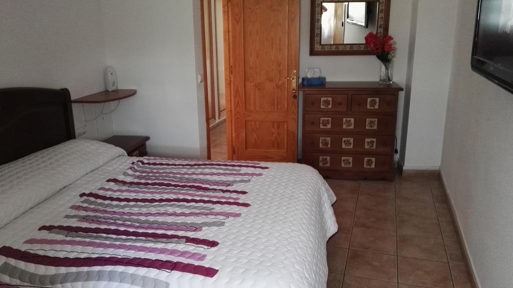 Flamingo Vila Alicante 산페드로델피나타르 외부 사진